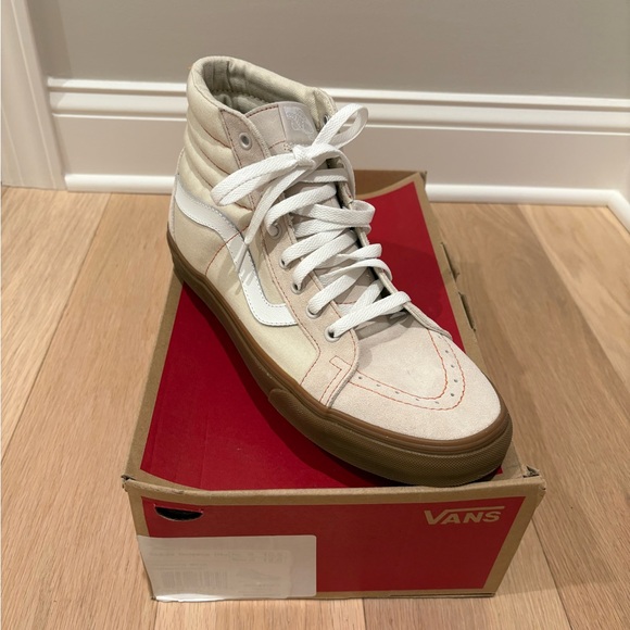 Vans White and Tan High-Top Sneakers Classic Skate Style - Picture 1 of 6